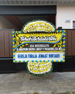 Papan Bunga Duka di Linggajaya